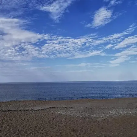 Apartment Lily Beach - Sunrise Over The Sea -