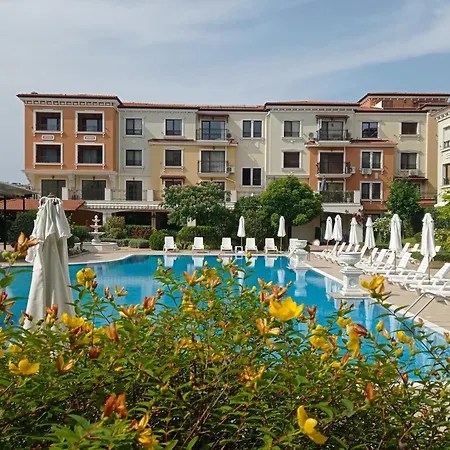 Lily - Sun Over The Forest - Apartment